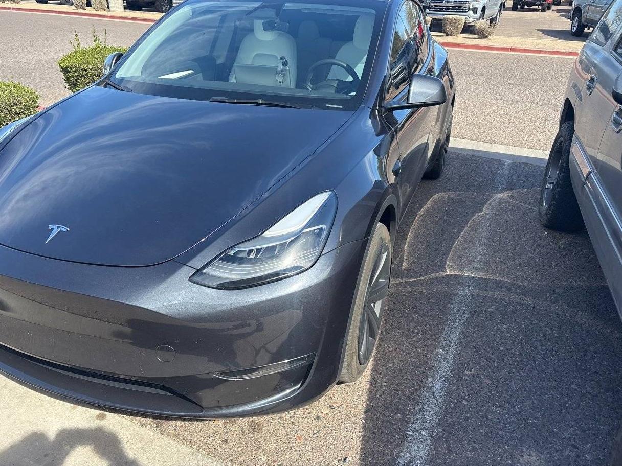 TESLA MODEL Y 2024 7SAYGDEE3RA230060 image